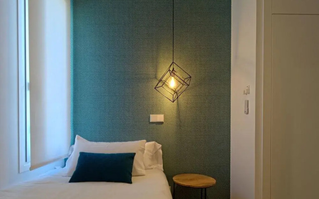 Dobo | Marco Polo Residence