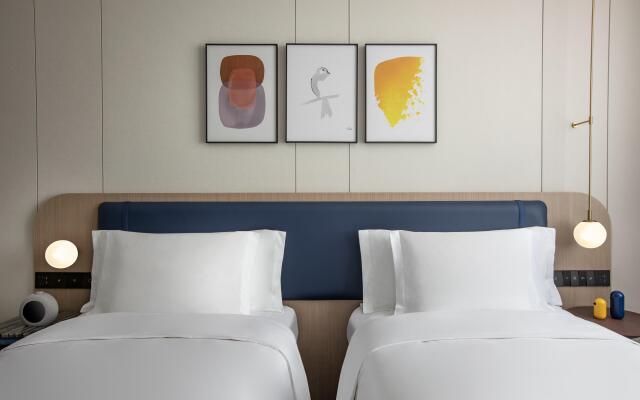 voco Wuhan Xinhua by IHG