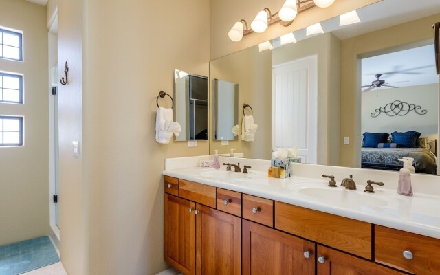 Agave 2 Bedroom Townhouse by RedAwning