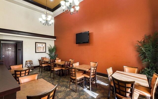 SureStay Plus Hotel by Best Western San Antonio North