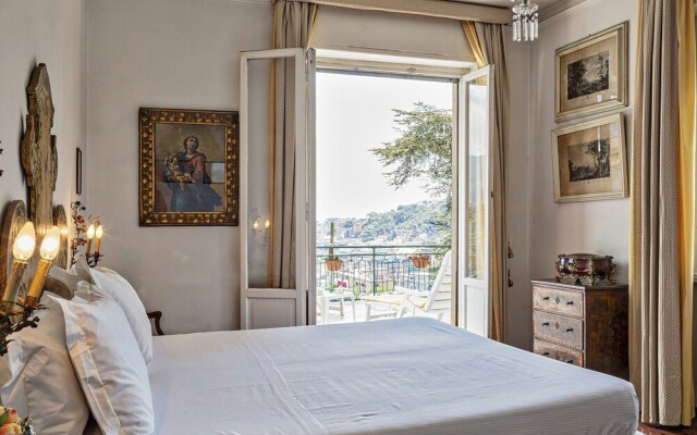 Villetta delle Rose con giardino a Rapallo