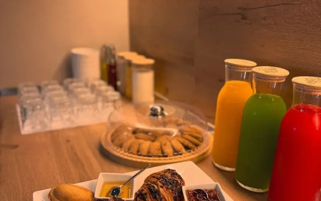 Boutique Hotel The Roots
