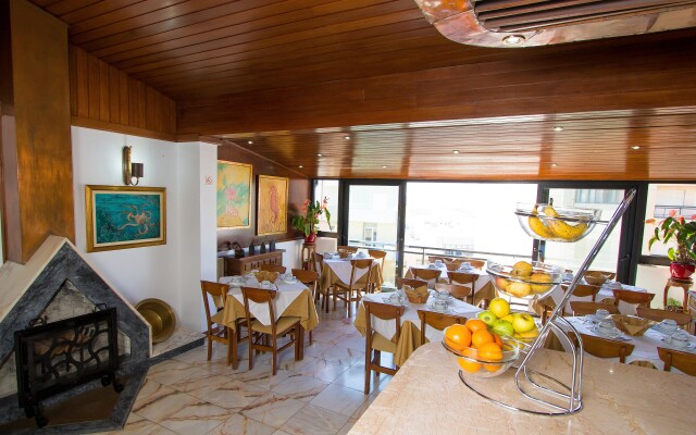 Hotel Avenida