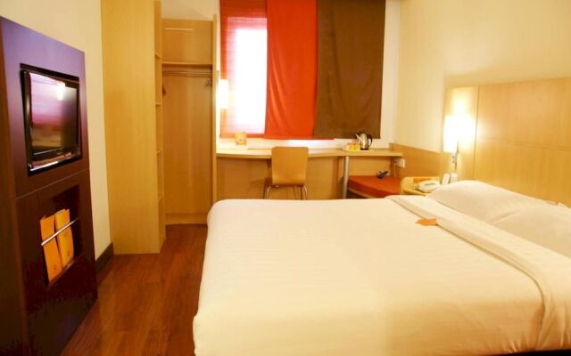 Zhenjiang Ibis Hotel