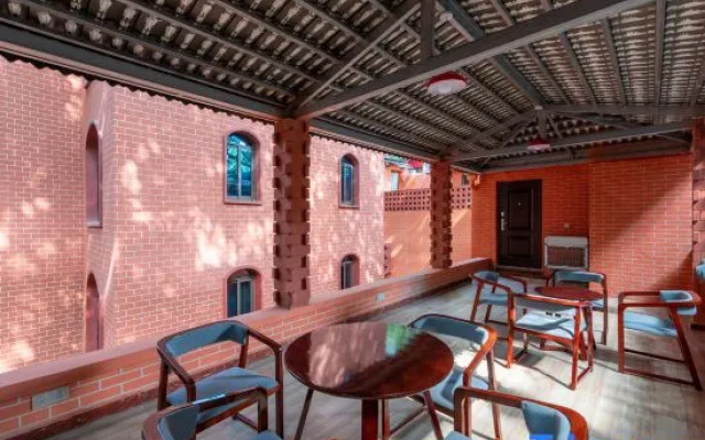 Chongqing Nanbin Road Yangtze River Cableway Opening Port Courtyard High-end Mansion