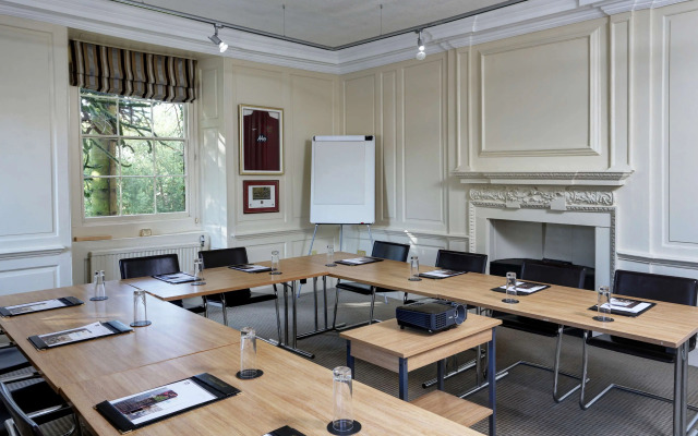 Mosborough Hall Hotel, BW Signature Collection