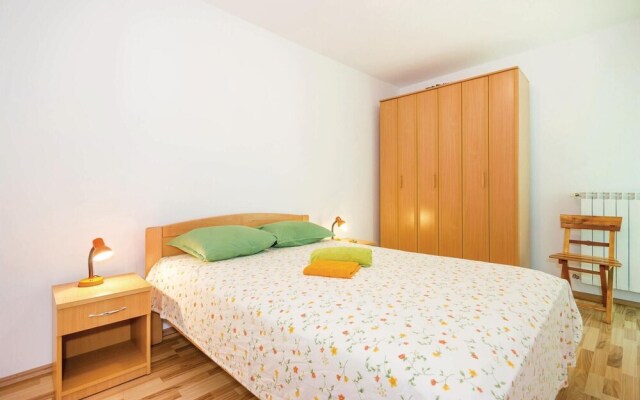 Stunning Apartment in Matulji With 1 Bedrooms and Wifi