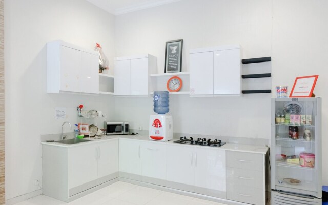 OYO 1023 Junggo Tentrem