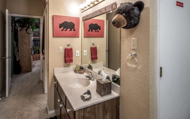 MOOSE3 - Three Bedroom Townhome