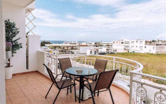 Phaedrus Living Harmony Seaview Flat