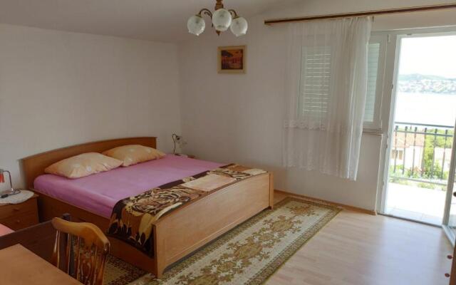 Eva Apartment 1