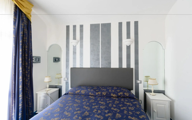 Hotel Bussola di Hermes