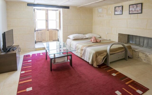 Valletta Republic St House