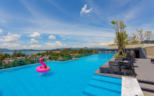 Aristo 2 Beach Front - by Holy Cow 319