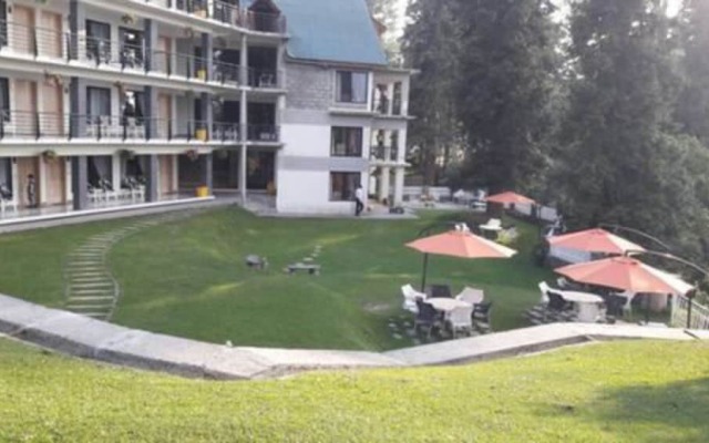 Summer Retreat Hotel