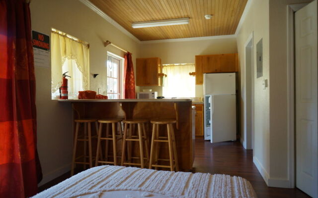 Island Seaside Suites