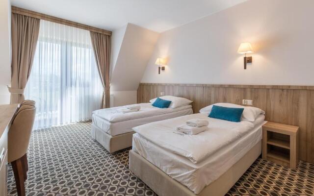 Borowy Dwór- Biznes, Spa & Fun