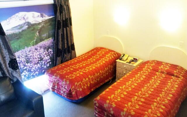 Samhil Motor Lodge