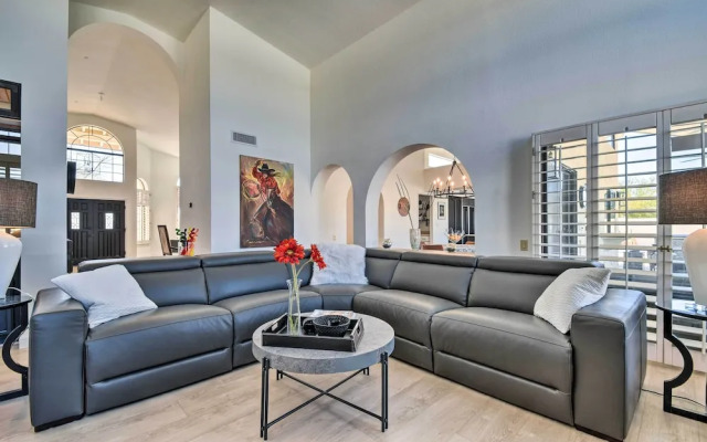 Heated Saltwater Pool: Spacious Home in Scottsdale