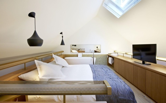 B2 Boutique Hotel + Spa