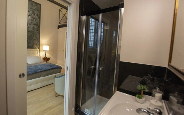 Flora Historical Luxury House