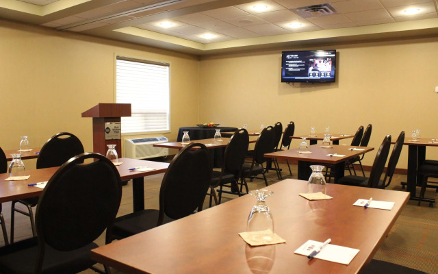 Best Western Plus Service Inn & Suites
