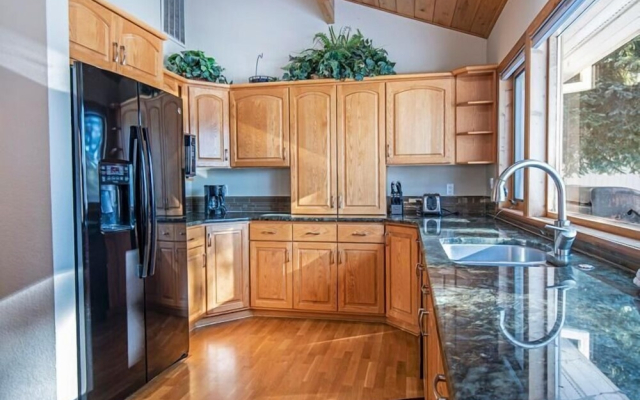 Deschutes Riverfront Home