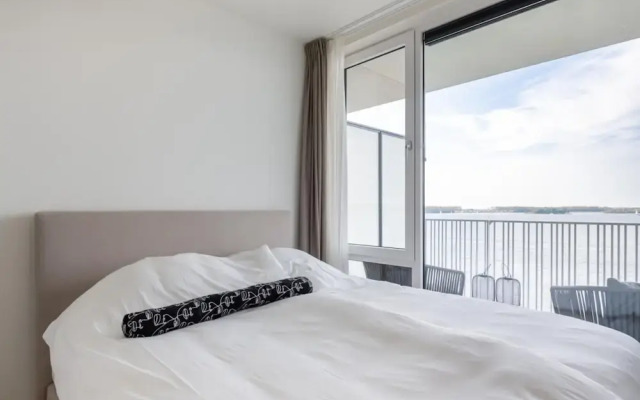 Spacious Waterfront Apartment