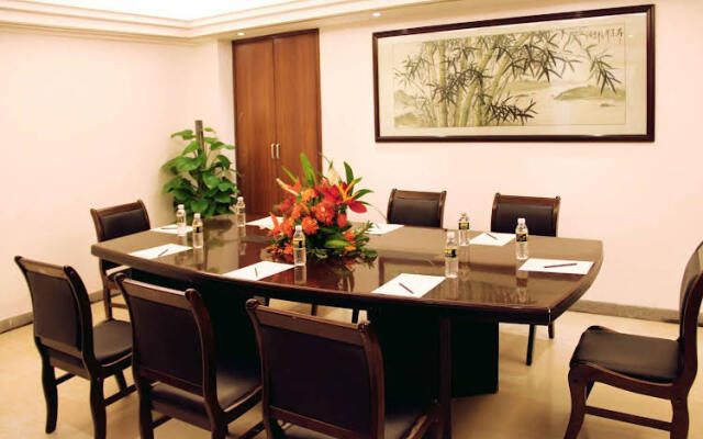 Sanya Guesthouse International Hotel