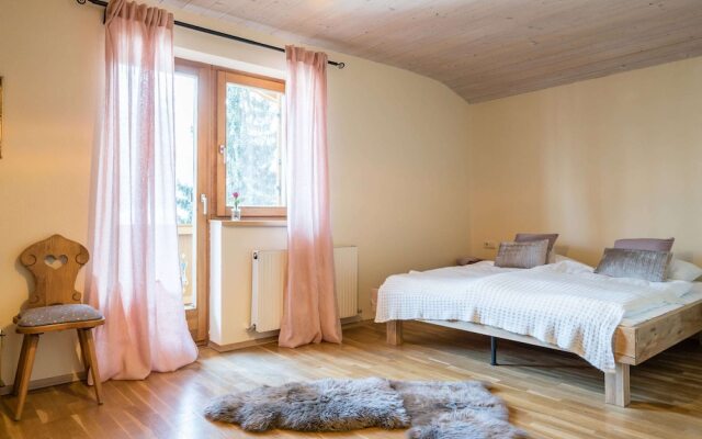 Boutique Holiday Home in Kirchberg with Hot Tub