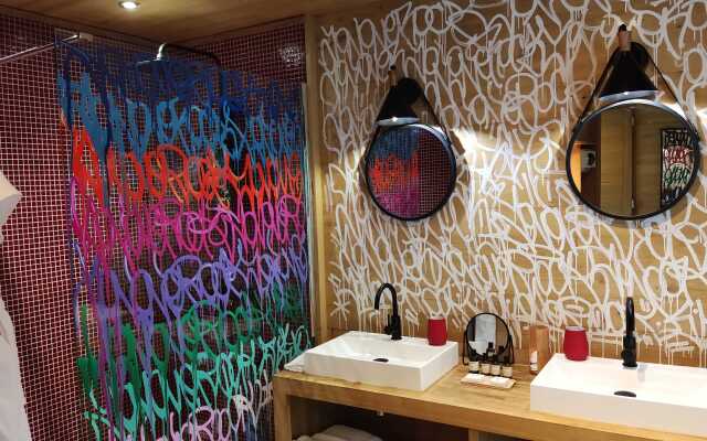 Loire Valley Lodges - Hotel