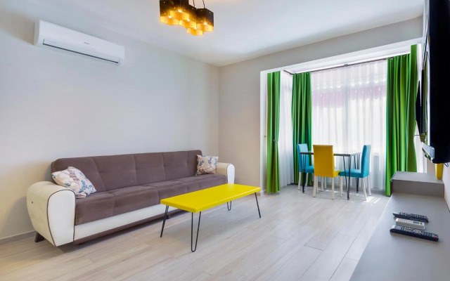 Twin Apart Hotel