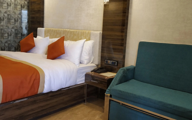 Kashiva Lake Residency