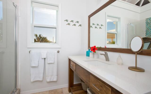 Sandy Hill Beach House by Eleuthera Vacation Rentals