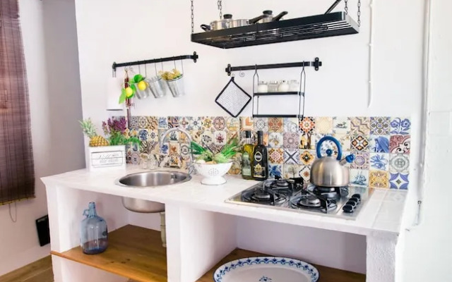 Studio Apartments for 2 in Lakeside Andalusian Finca