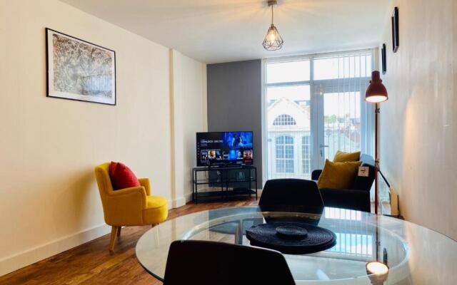 UR STAY Apartments Leicester