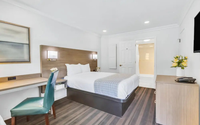 Travelodge Napa Valley Hotel Suites