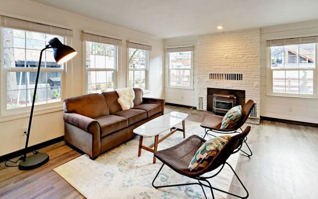 4093 Manzanita Ave Cabin Unit 1