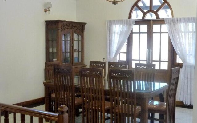 Rose Villa