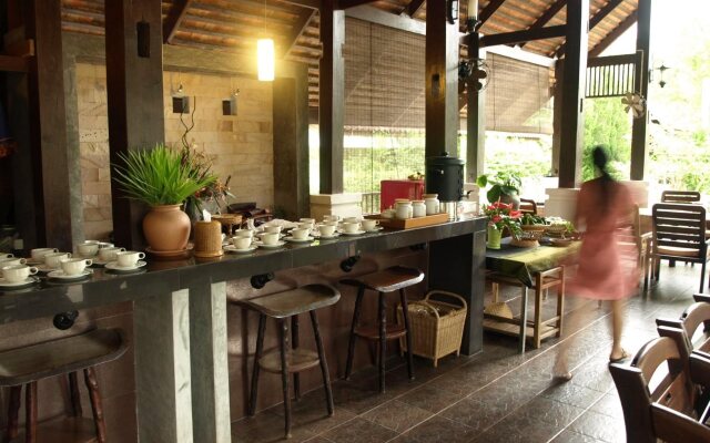 Baan Fadow Family Resort