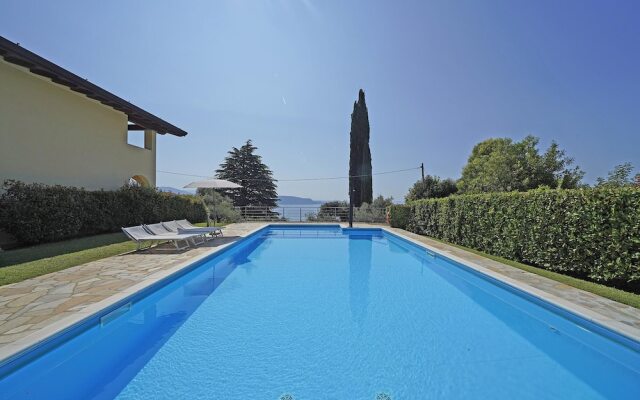 Villetta Enzo in Toscolano Maderno