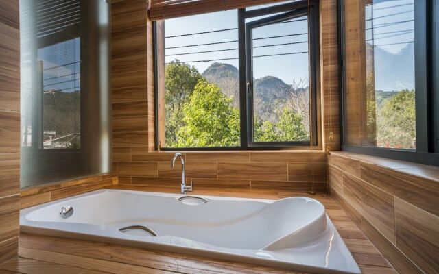 Wuyishan Ancient Street No.3 Tea Inn