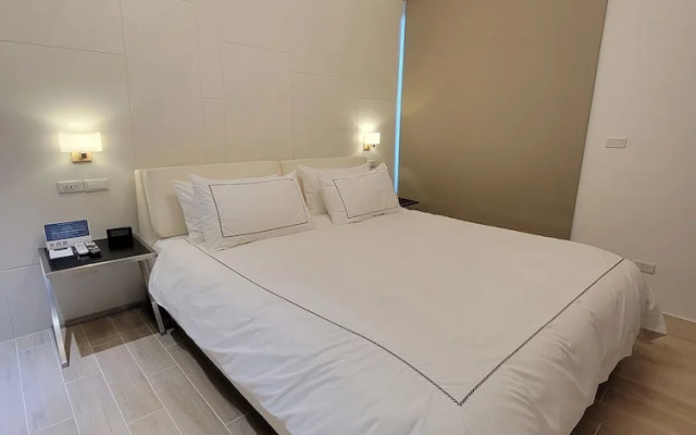 ZHEN GuestHouse