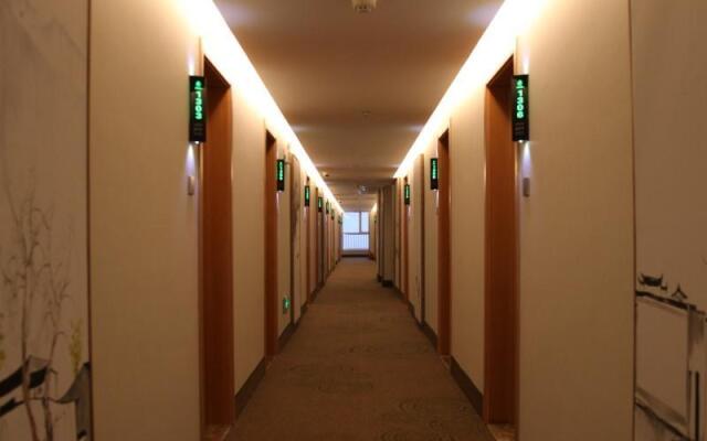 GreenTree Inn Xingtai Development Zone Zhongxing Road International Metro Hotel