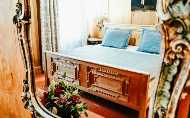 Comfort Double room (full double bed) (bed type is subject to availability)