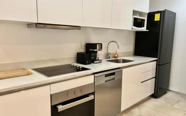 Luxury 5th Avenue Menesse 32