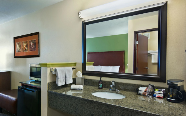 Oxford Suites Hermiston