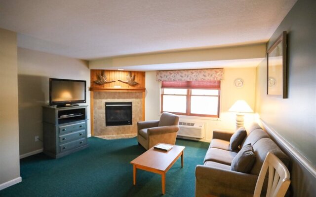 Deer Park Vacation Condo Next to Recreation Center With Indoor Pool! - Dp177a