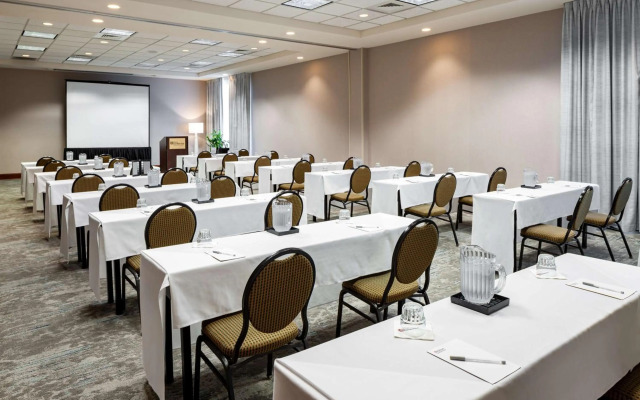 Hilton Garden Inn Chicago OHare Airport