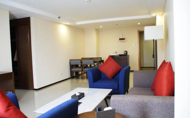 Golden Phoenix Hotel - Manila